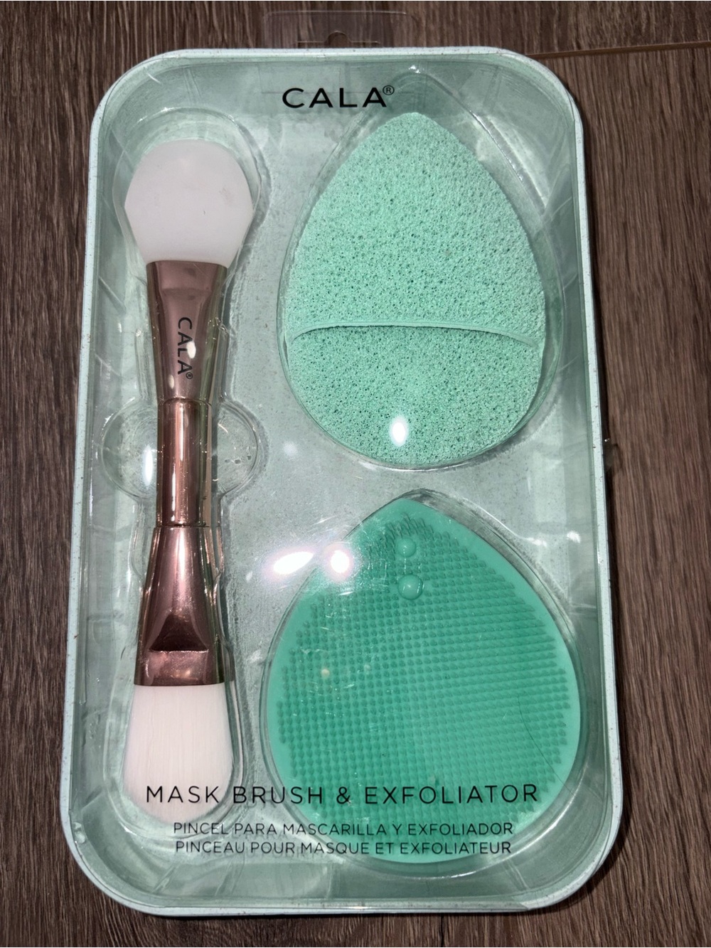CALA Mint Green Mask Brush & Exfoliator Set